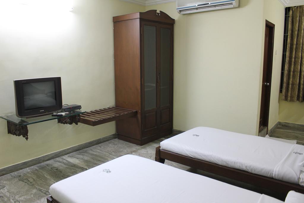 Hotel Emerald Park Chennai Extérieur photo
